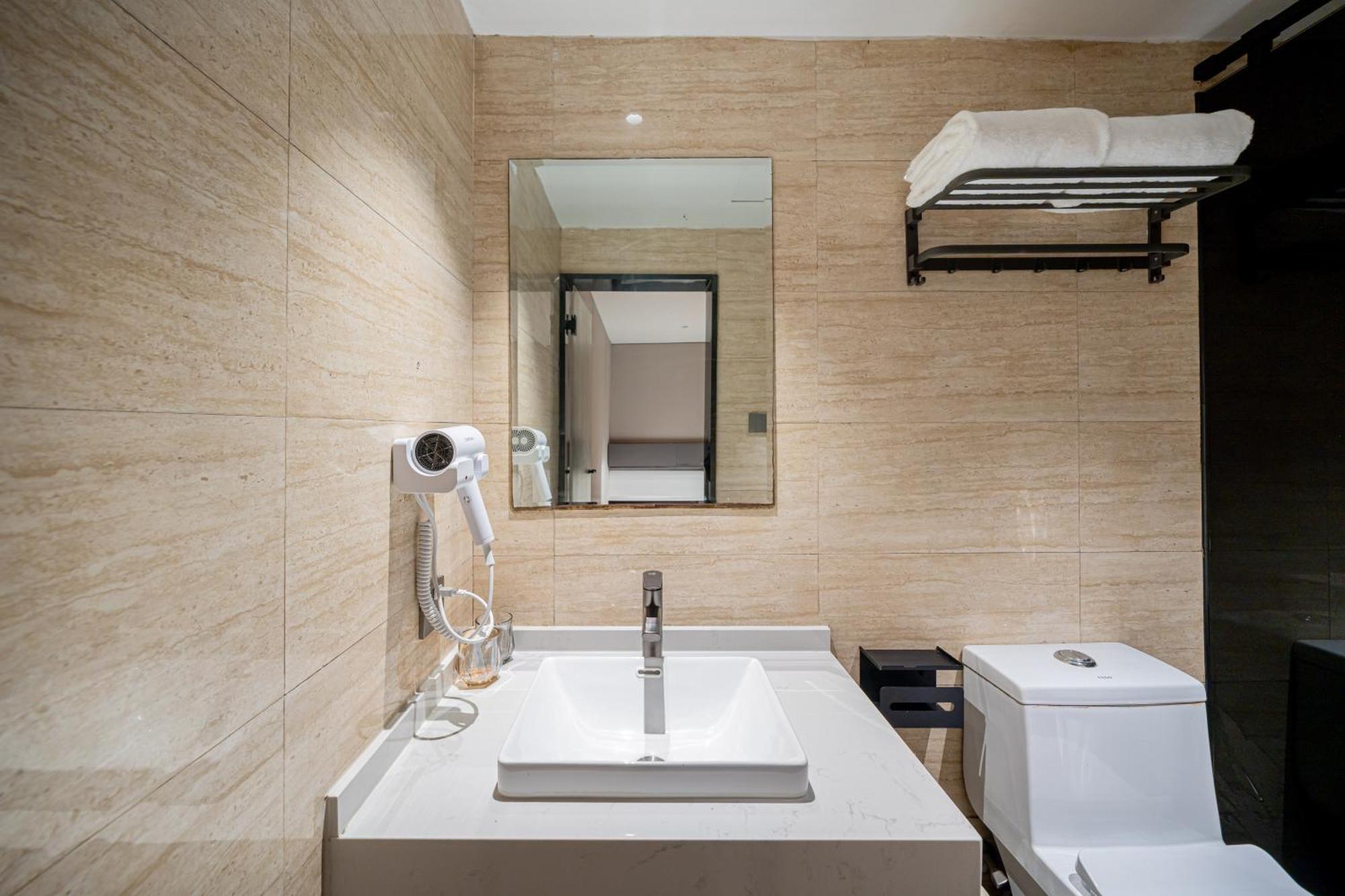Hotel Xihe - Jiuyuan Xietu Road Branch Shanghai