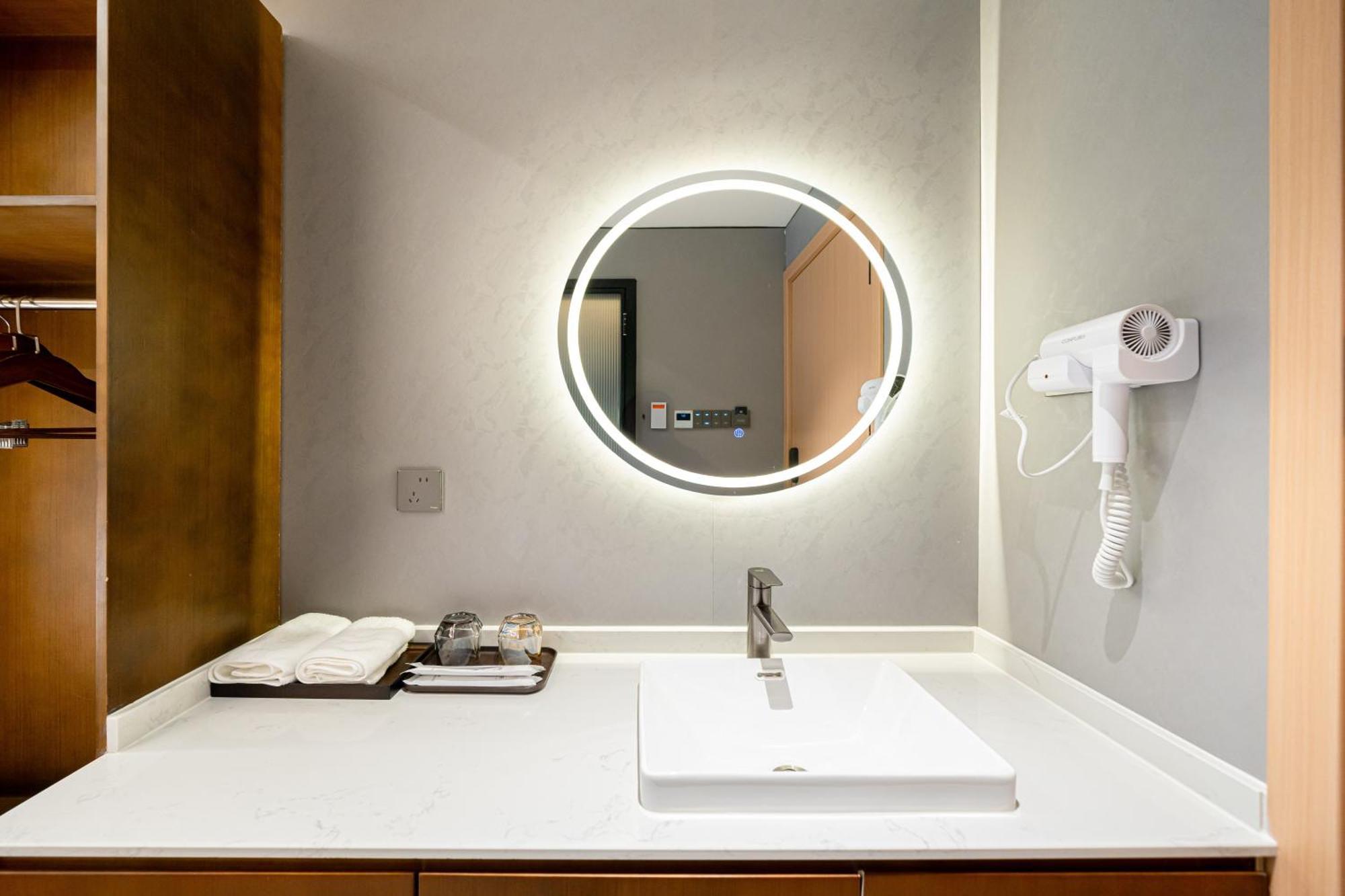Xihe - Jiuyuan Xietu Road Branch Hotel 2*